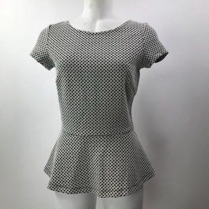 Banana Republic Size 0 Women’s Dressy Fitted Top.